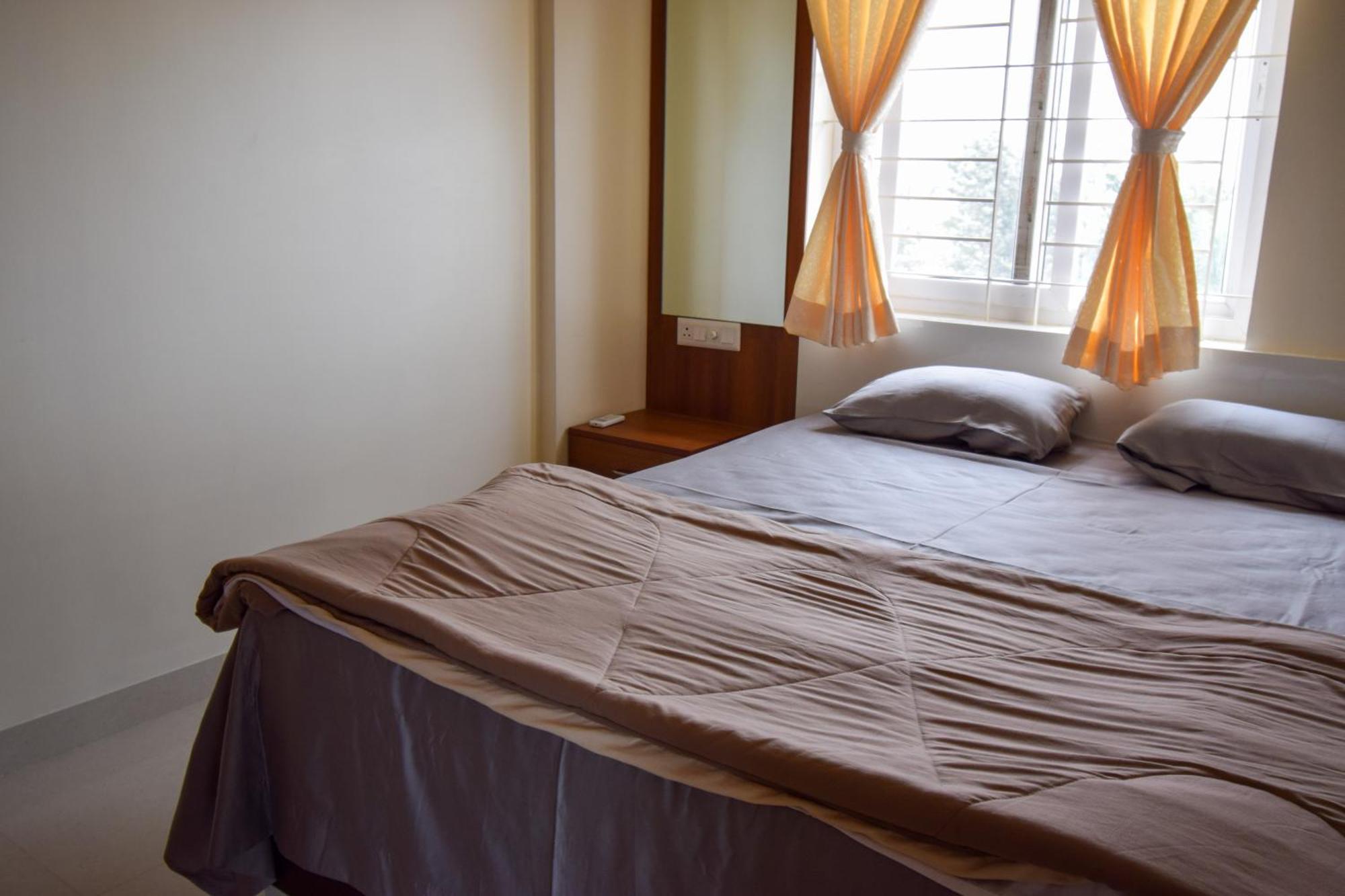 Staymazing-1,2 & 3 Bhk Ac Apartments In Hebbal-5Mins To Manyata-30Mins To Airport 班加罗尔 外观 照片